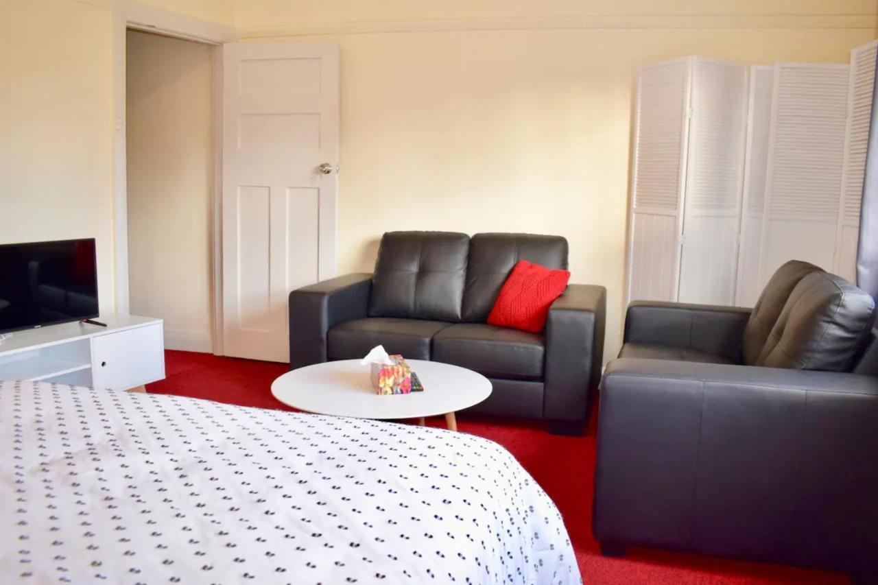 Comfortable 3 Bedroom Apartment In Trendy Haberfield Cité de Cité de Sydney Extérieur photo